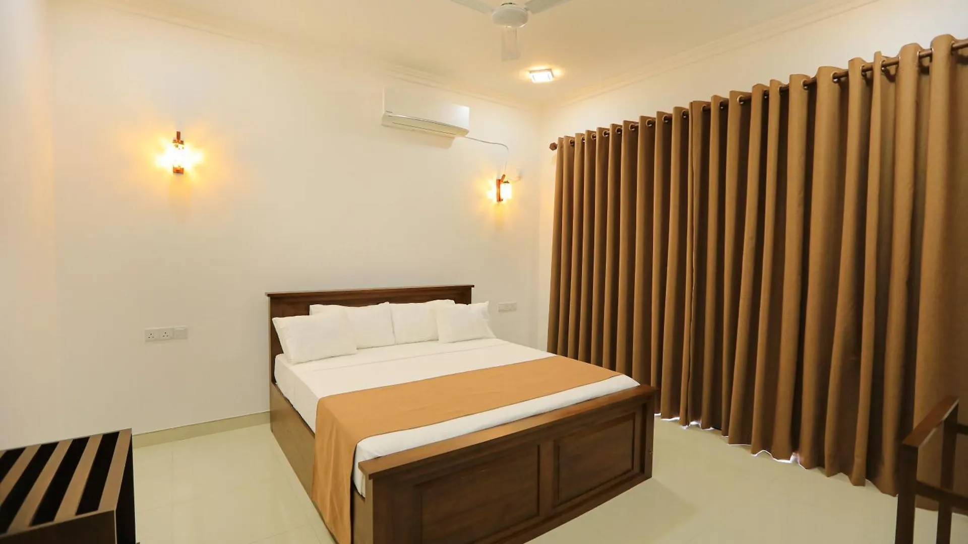 Πανσιόν D Marit Motel Νεγκόμπο