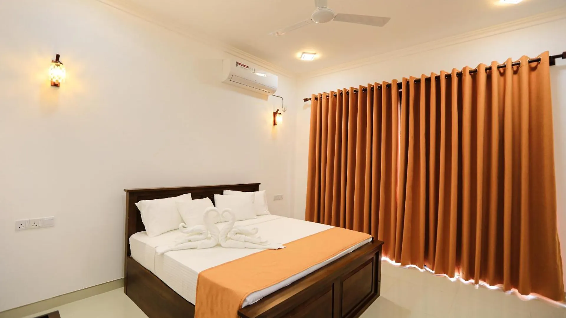 D Marit Motel Negombo